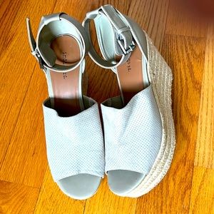 NEW Indigo rd. Espadrille Platform Wedge, Size 10